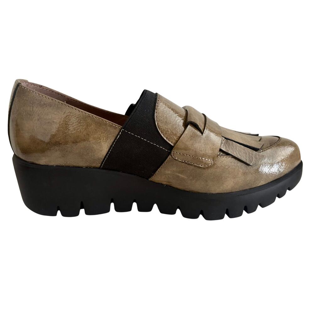 NWT Wonders Spain Kenai Olive Green Marbled Patent Leather Fringe Wedge Loafer